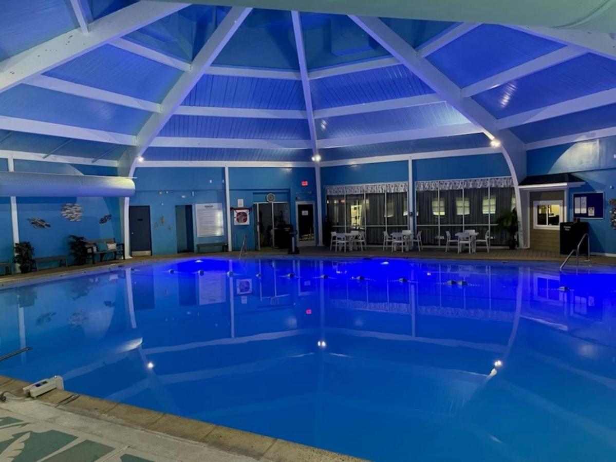 Fun Home 4 Endless Enjoyment With Game Room & Hot Tub Long Pond Exteriér fotografie